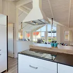 Vakantiehuis Strandblick 23 *